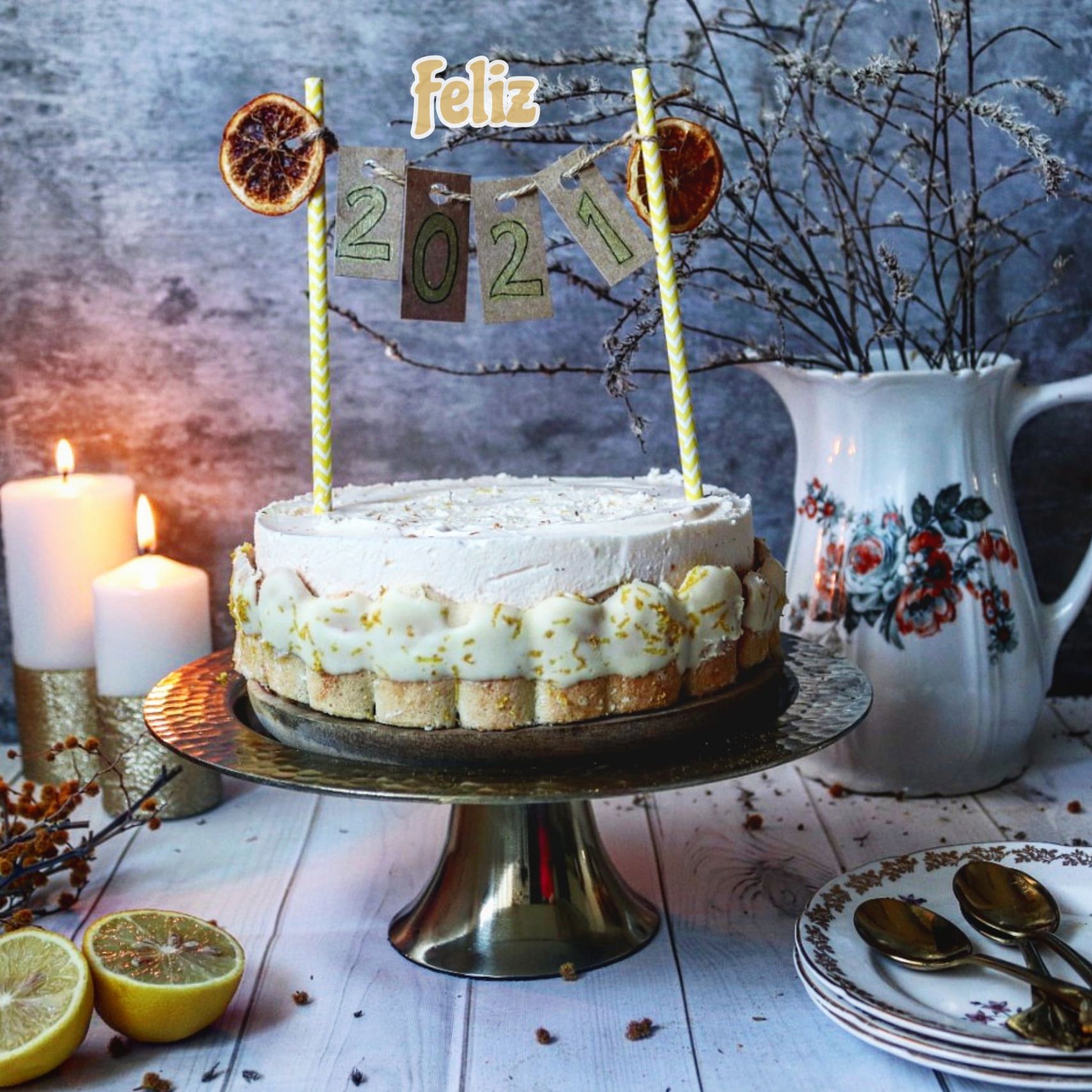Tall cake with peach roses